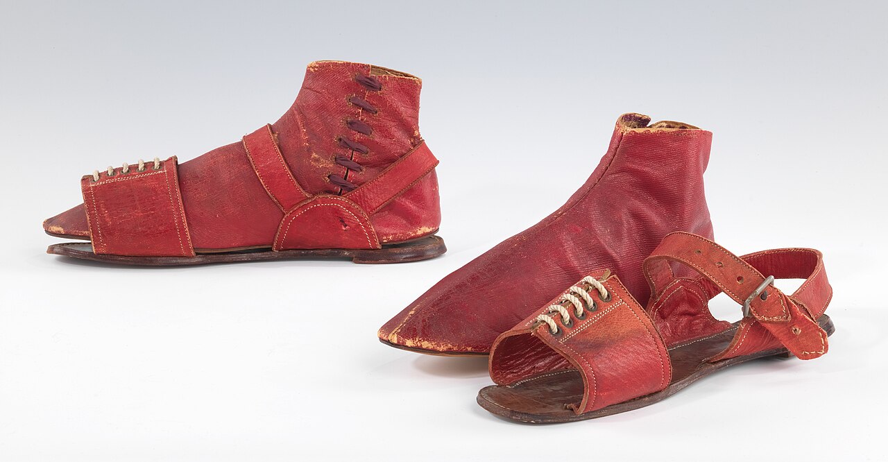 Schuhe des 19. Jahrhunderts: Industrialisierung und neue Formen